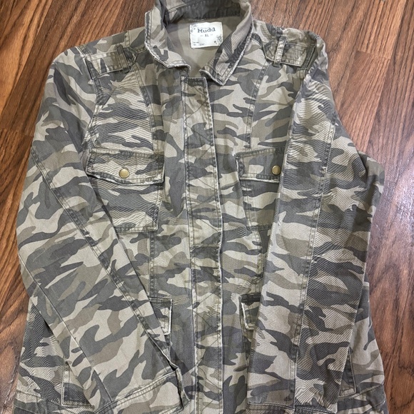 Camo Style Zip Up Jacket for Woman * Size XL - Picture 1 of 5